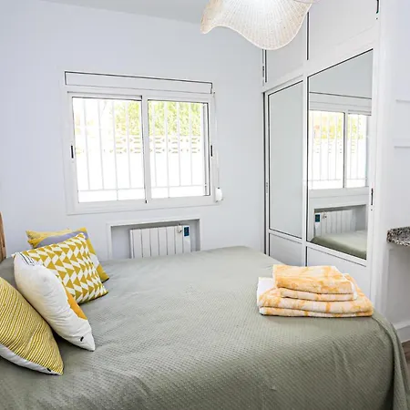 Litoral Costa Dorada - Acacias Only Families *