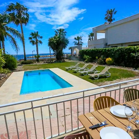 Litoral Costa Dorada - Acacias Only Families