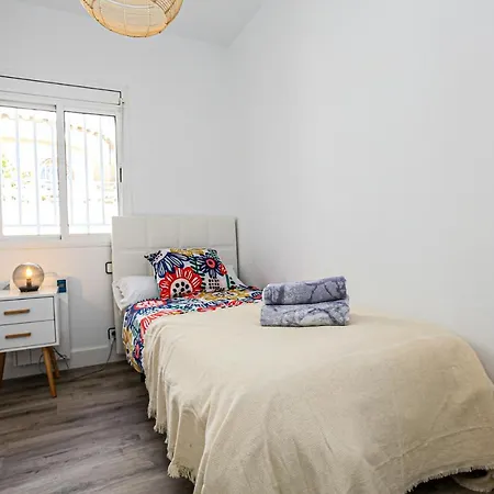 Acacias - Only Families Villa *