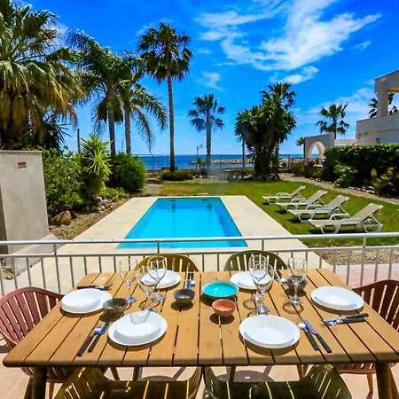 Litoral Costa Dorada - Acacias Only Families