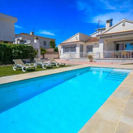 Litoral Costa Dorada - Acacias Only Families Villa *